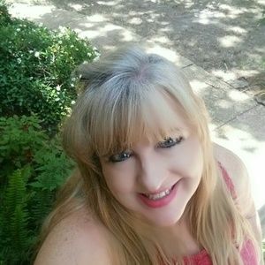 Meet your Posher, Shellie